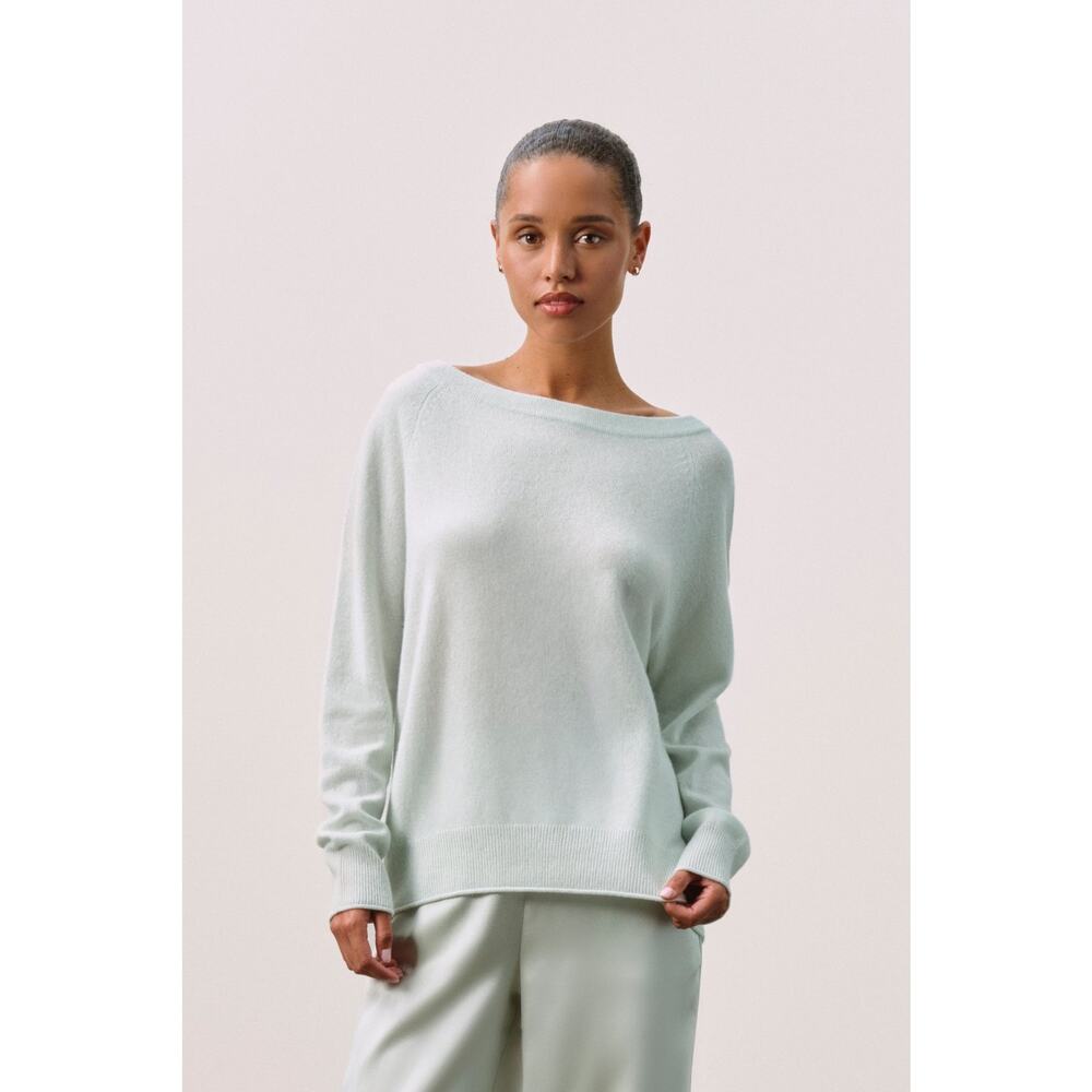 NakedCashmere AZALEA CASHMERE OFF THE SHOULDER SWEATER - JADITE M - Picture 2 of 9